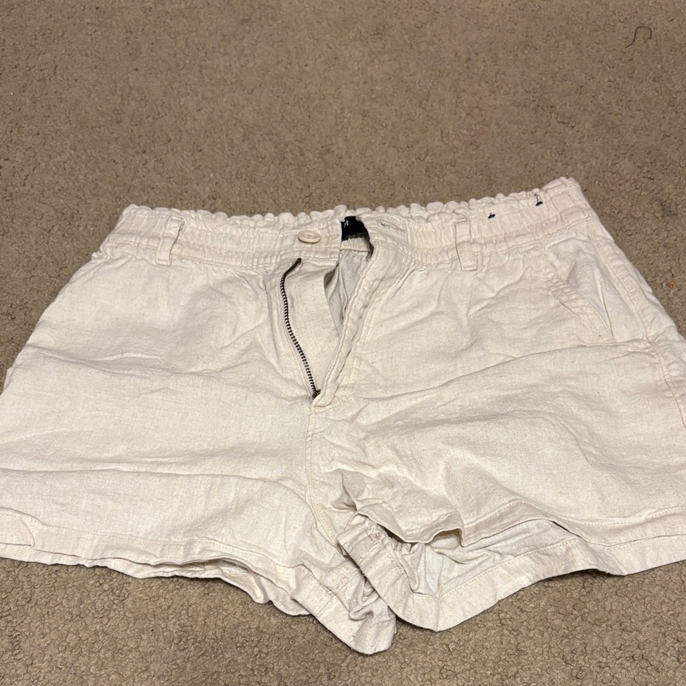 Hollister Women's High Waist Cream Shorts